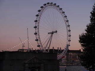 London eye at dusk