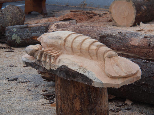 Lobstah wood sculpture