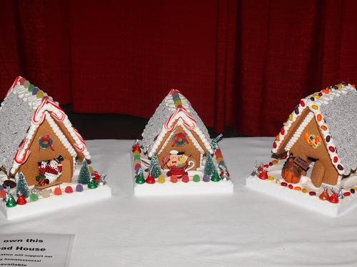 Gingerbread houses by the Gingerbread construction company #2