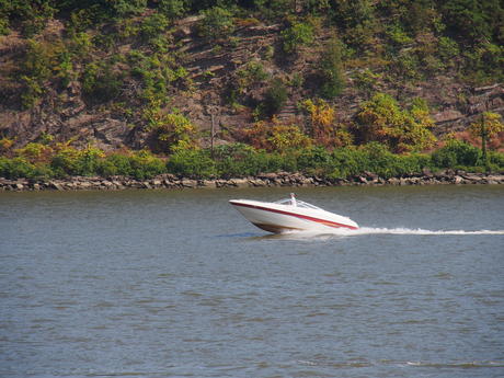 Speedboat