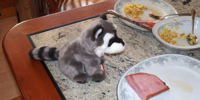 I shall liberate this Easter ham