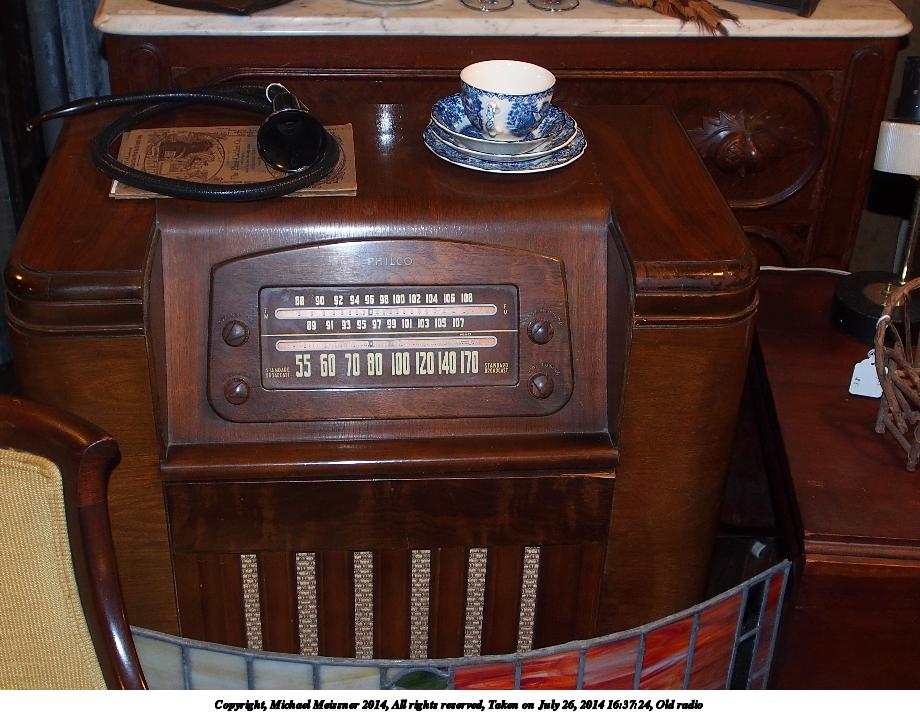 Old radio #2