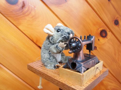 Lady Arabella with her sewing machine #3