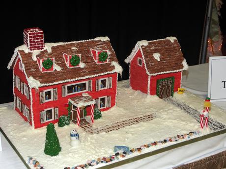 Gingerbread red house #2