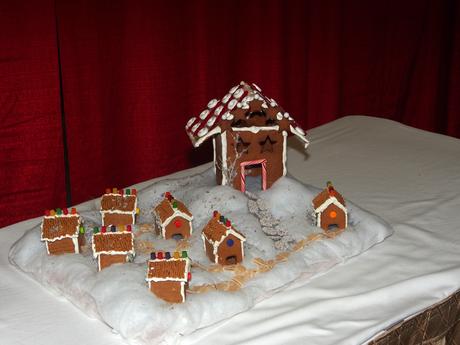 Gingerbread stables
