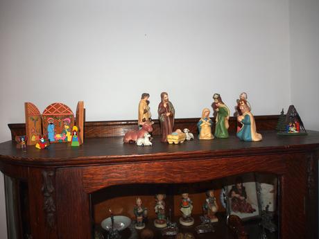Nativity set