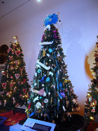 Native America Christmas tree #2