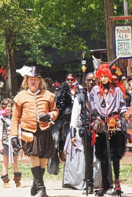 Patrons in costume contest #10