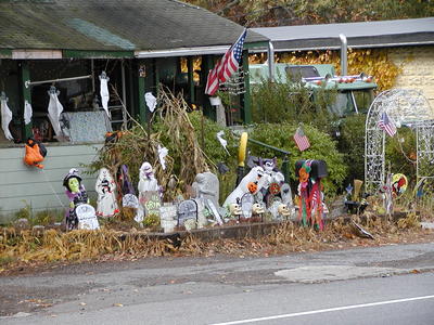 Halloween house in Billerica #2