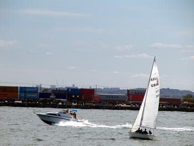 Two different ways to enjoy the harbor