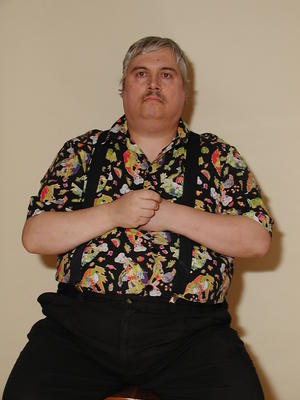 Promaster 5750DX in TTL mode using a Lumiquest midi-bouncer, f/3.5