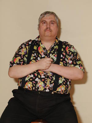 Promaster 5750DX in TTL mode using a Lumiquest midi-bouncer, f/4