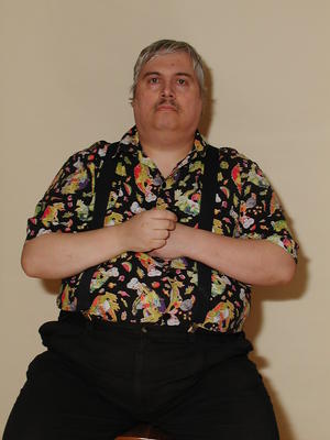 Promaster 5750DX in TTL mode using a Lumiquest midi-bouncer, f/4.5