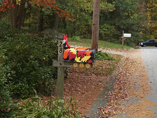 Fall mailbox