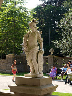 Statue at the breakers
