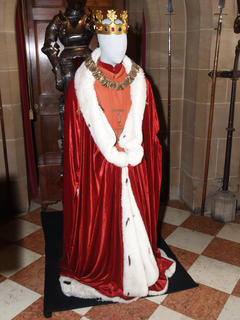 King costume