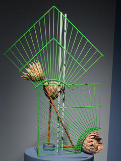 Flower arrangement by Hila Lyman