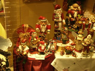 Shop window display #7