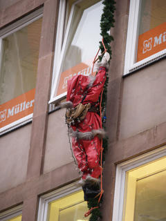 Climbing santas #2