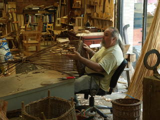 Basket maker