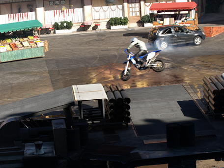 Lights, Motors, Action! Extreme Stunt Show #19