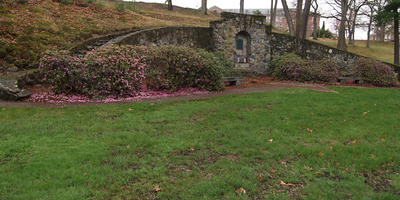 Sweetheart memorial, Devens, Massachusetts