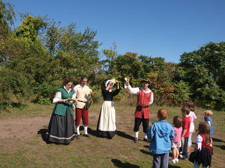 How to be a pirate hunter