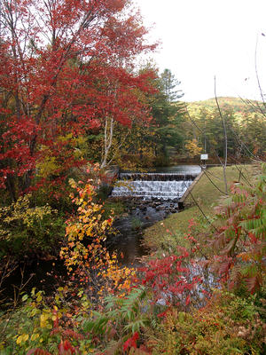 Fall dam