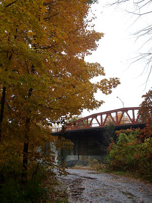Ayer bridge in fall