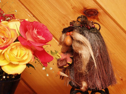 Do trolls understand beauty?