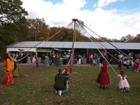 Maypole dance