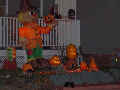 Ayer halloween house #8