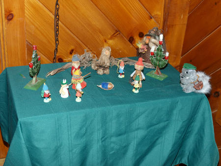 Nutzo photographs the trolls