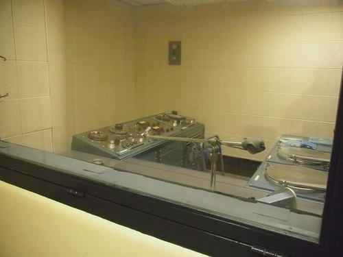 Emergency Canadian broadcast facilities