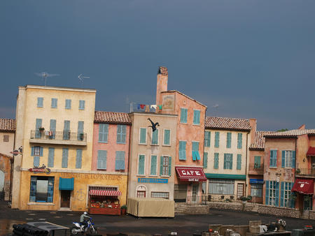 Lights, Motors, Action! Extreme Stunt Show #13