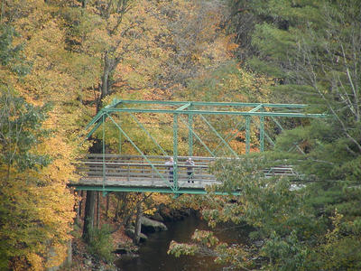 Photographers capturing the French King bridge I'm on