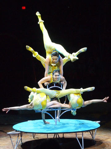 Acrobats #12