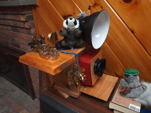 Livinia 'painting' Nutzo