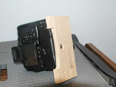 Recessed screw in mounting base