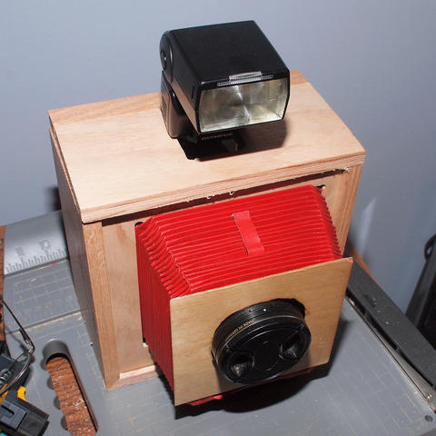 Box with FL-36 flash mounted