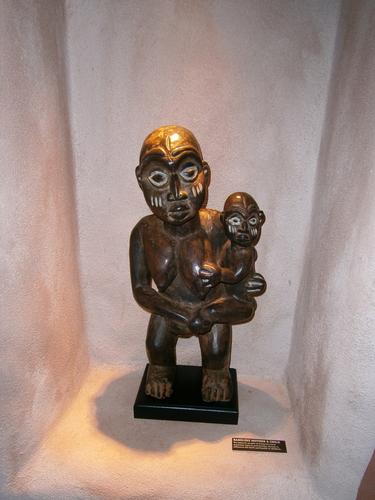 Bamileke mother and child