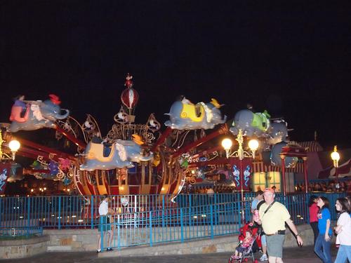 Dumbo ride