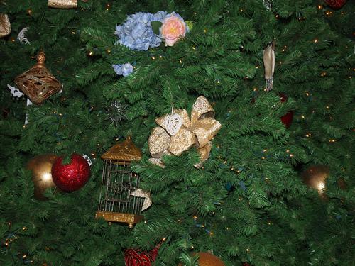 Christmas tree at the Grand Floridian hotel #4