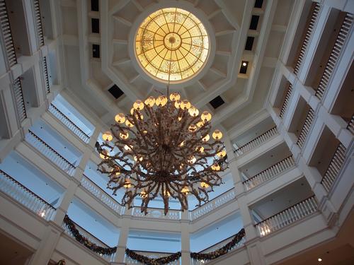 Grand Floridian hotel lights