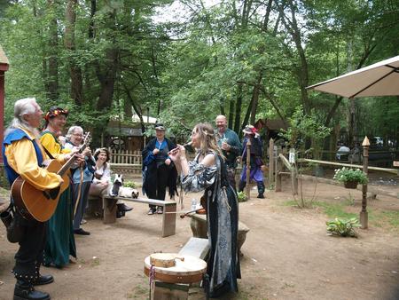 Cue the Shaunough-ettes #2