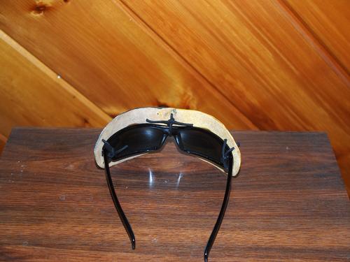 Back of mask to cover sunglasses