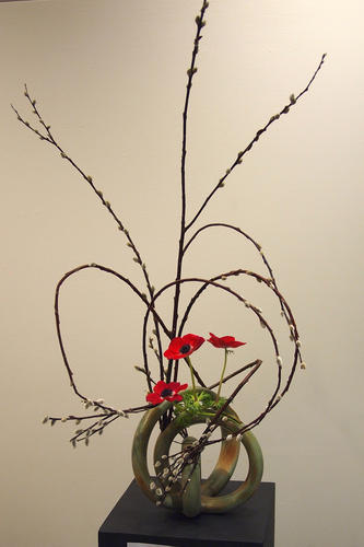 Flower arrangement by Claire Benfatto