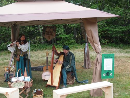 The Harper and the Minstrel