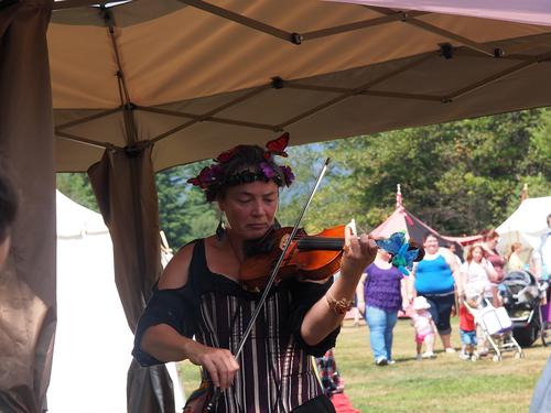 Faire Fiddler Maid #5