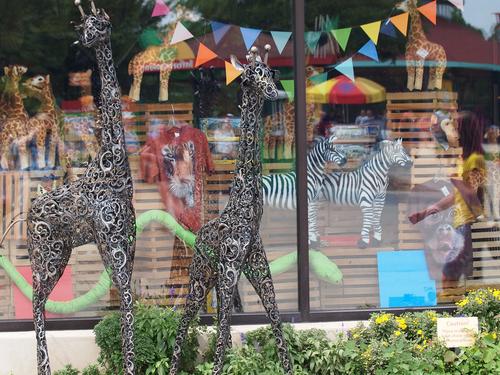 Giraffe sculpture #2